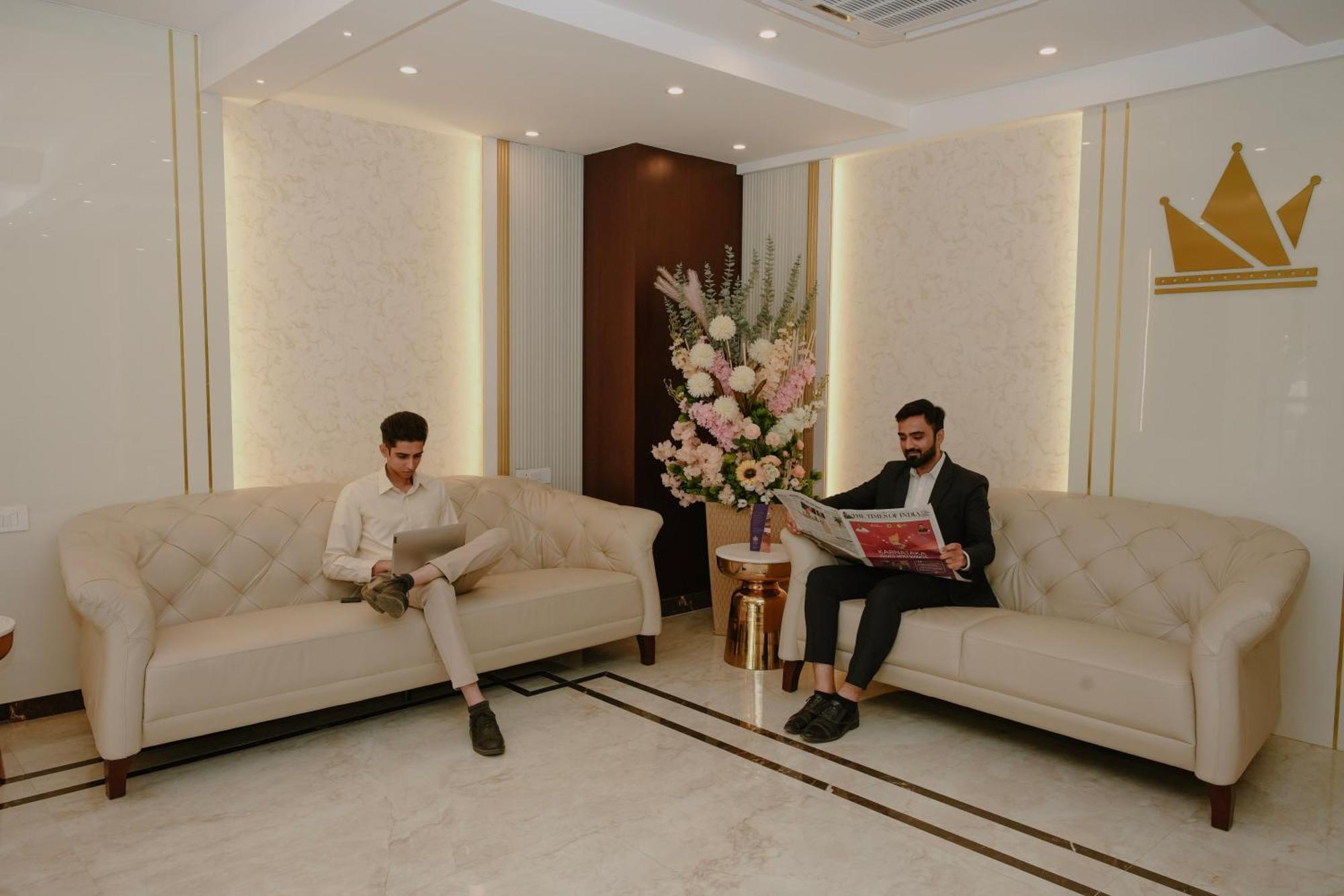 The King'S Meadows Hotel Golhalli Buitenkant foto
